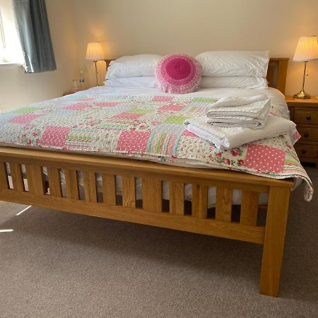 Wellington View One En Suite Shower And Super King Bed Exterior foto